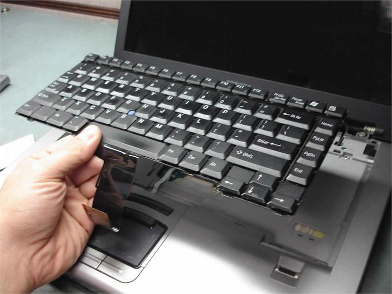 Cách khắc phục bàn phím laptop bị liệt
