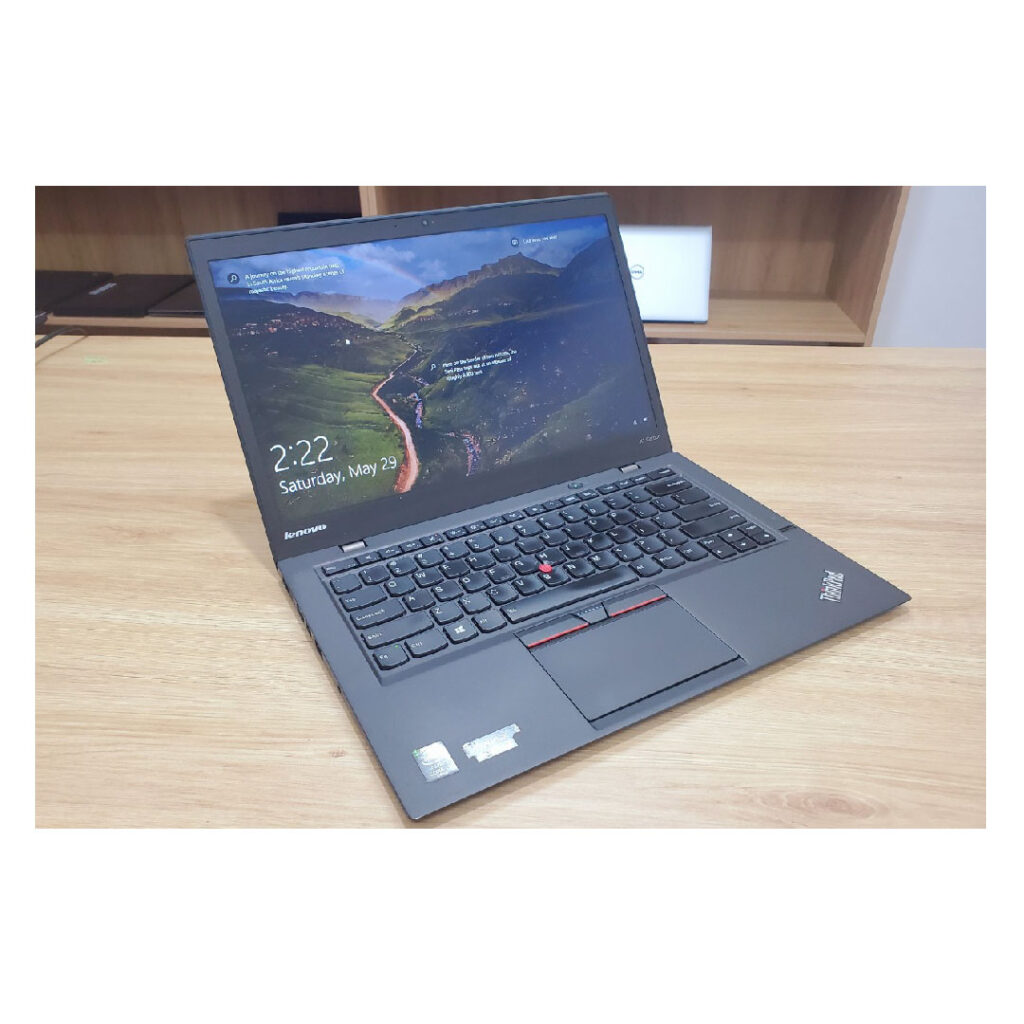 Lenovo Thinkpad X1 Carbon Gen 3 01