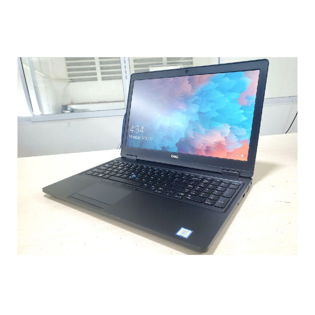 Dell Latitude 5590 01