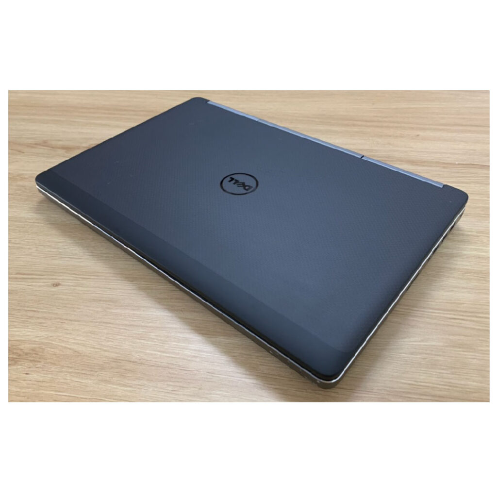 Dell Precision 7520 01