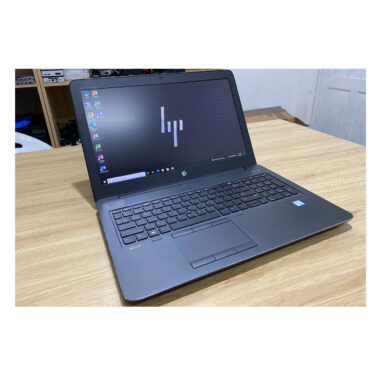 HP Zbook G4 Xeon E 1535m V6 01