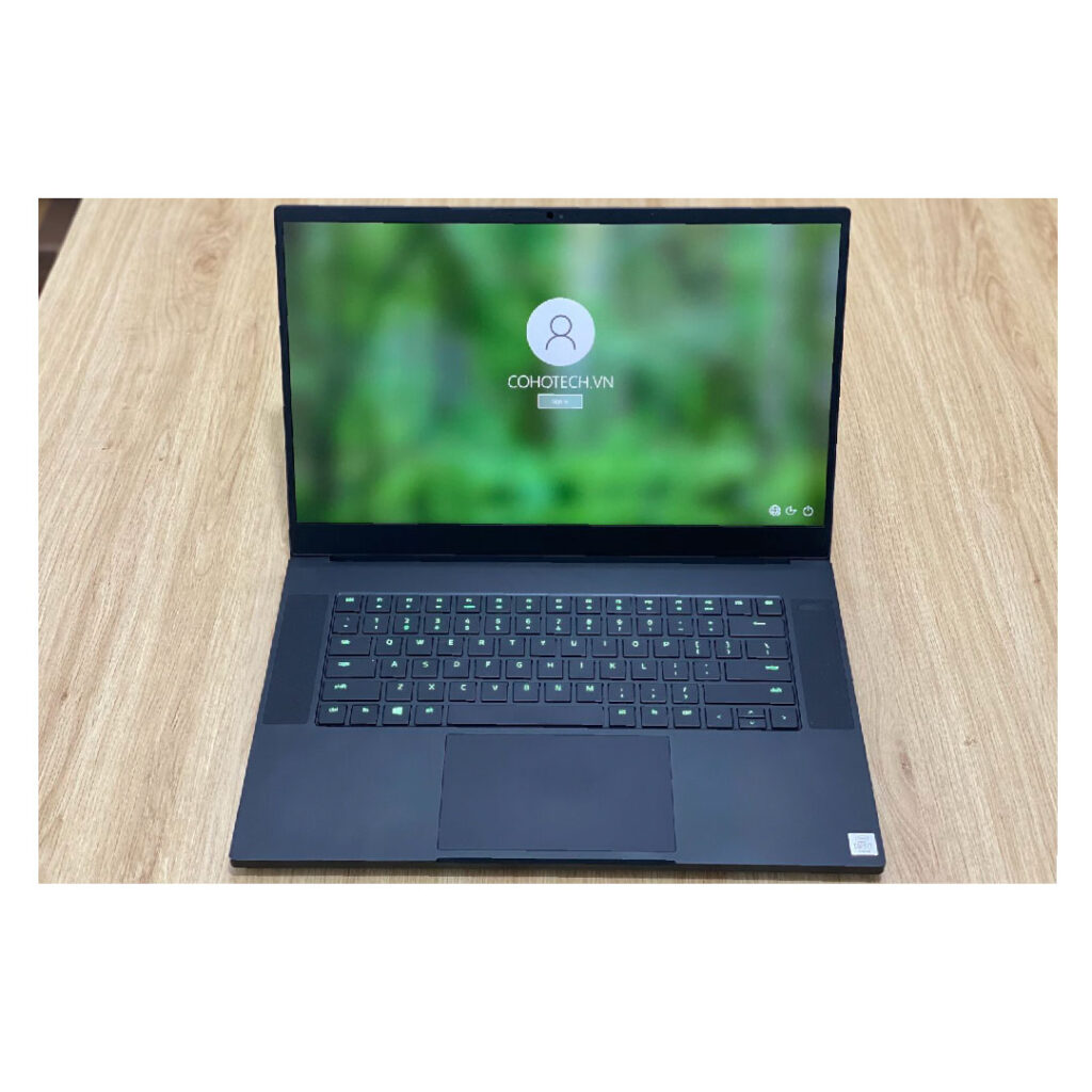 Razer Blade 15 Advanced 2020 01