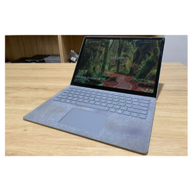 Surface Laptop 2 01