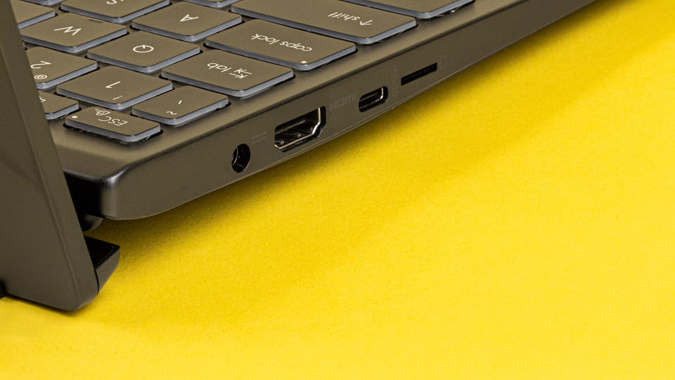 Đánh giá máy tính xách tay MSI Modern 14 21 05 50