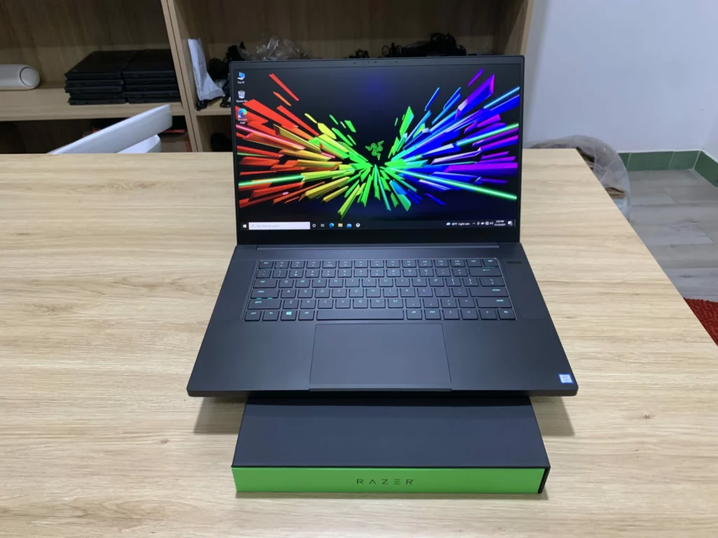 Cách chọn cấu hình laptop chơi game fifa online 4 mạnh nhất 10 3 cau hinh laptop choi fifa4