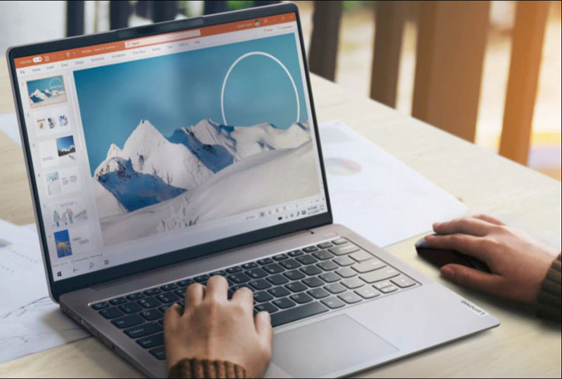 4 hoc do hoa nen mua laptop gi