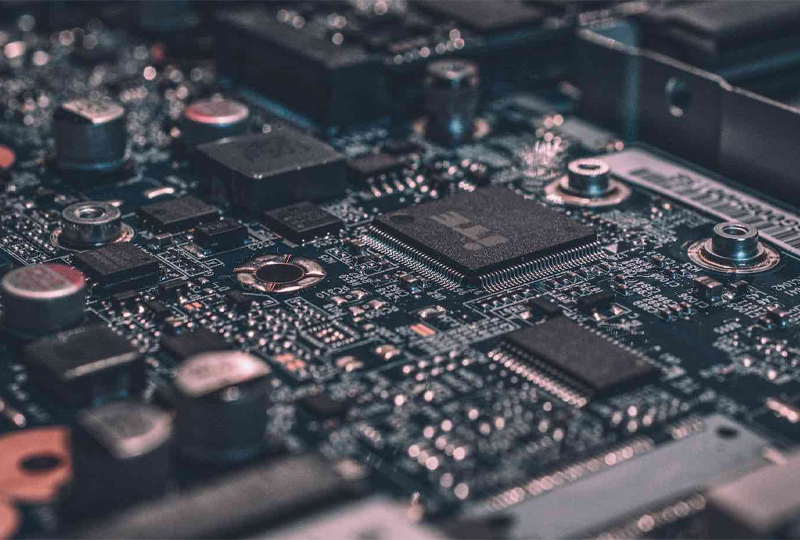 4 laptop khong len nguon