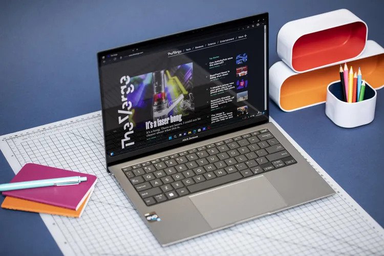 15 máy tính xách tay tốt nhất bạn có thể mua cuối năm 2023 đầu năm 2024 52 Asus Zenbook S 13 OLED