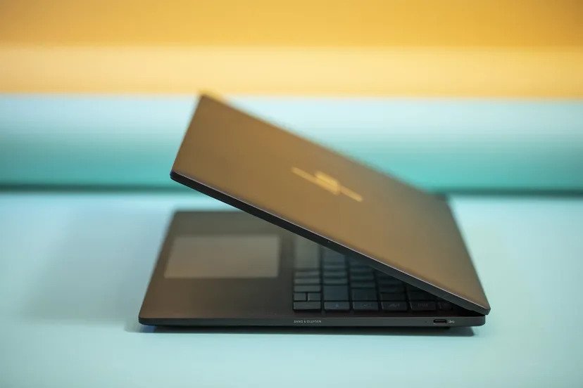 15 máy tính xách tay tốt nhất bạn có thể mua cuối năm 2023 đầu năm 2024 61 29 1