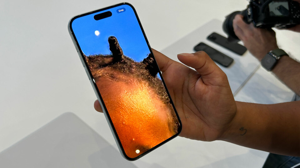IPhone 15 so với IPhone 15 Pro: Sự khác biệt là gì? 11 02 8