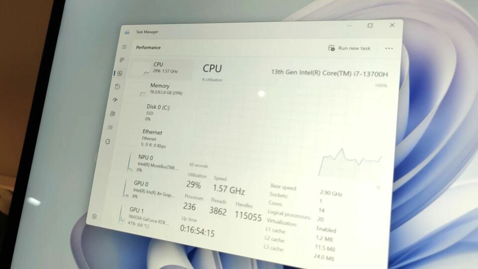 Microsoft Surface Laptop Studio 2 so với Apple MacBook Pro: Cái nào tốt hơn cho các chuyên gia về nội dung? 16 04 10