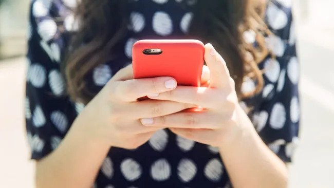 Cách khôi phục tin nhắn văn bản đã xóa vĩnh viễn trên Android 9 13 6