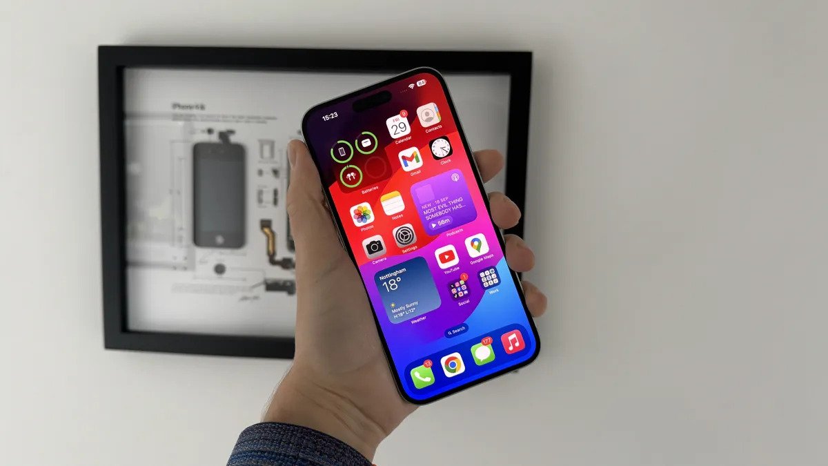 Đánh giá iPhone 15 Plus: Một cú nổ nhẹ nhàng 15 IPHONE 15 PLUS 04