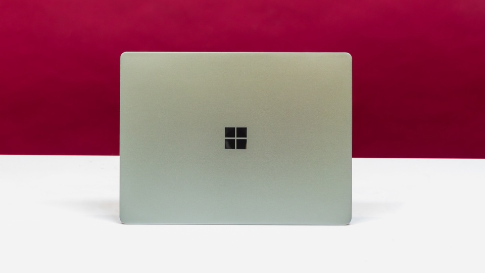 Microsoft Surface Laptop Go 3 03