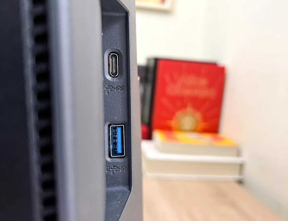 Đánh giá màn hình Dell P2424HT: Tôi thích cách màn hình này di chuyển 21 Danh gia man hinh Dell P2424HT 09