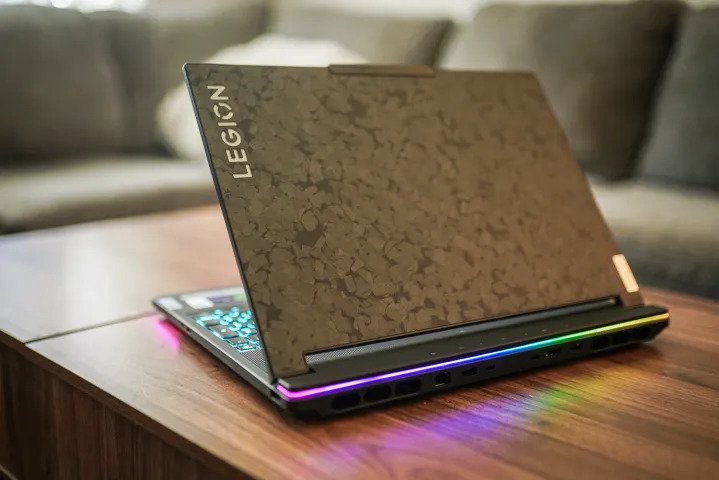 Legion 9i của Lenovo: Lý do tại sao nó đánh bại mọi máy tính xách tay chơi game khác 18 Lenovos Legion 9i 17