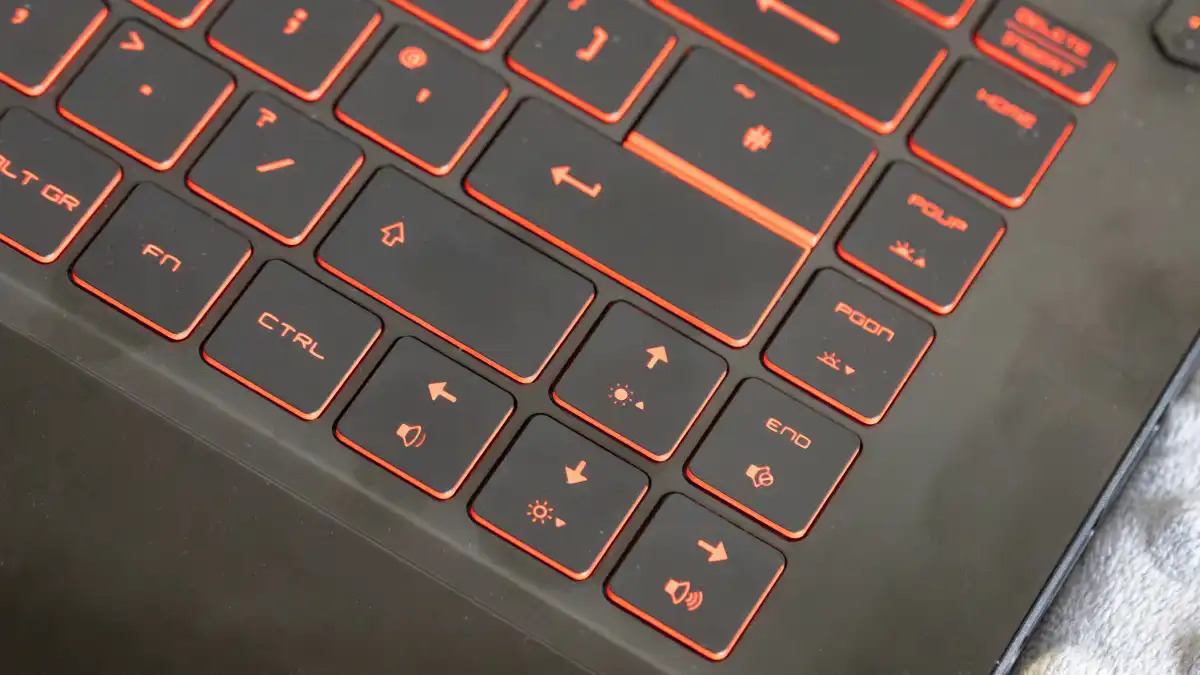 Đánh giá MSI Thin GF63 (2023): Một chiếc laptop chơi game mà bạn có thể mua được 7 MSI Thin GF63 03