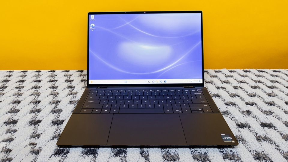 Đánh giá Dell Latitude 9440 2 in 1 10 Dell Latitude 9440 2 in 1 03