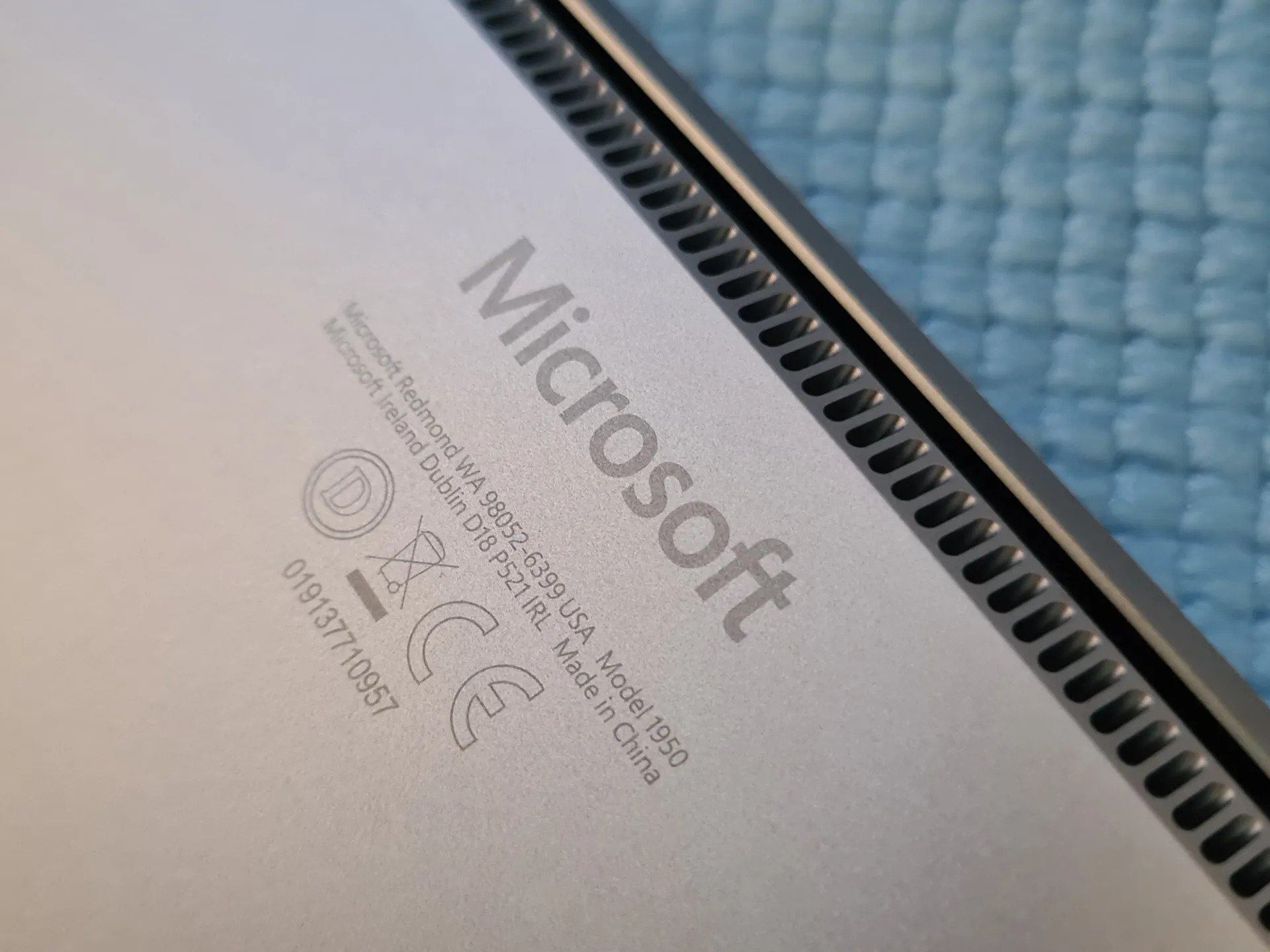 Microsoft Surface Laptop 4 02