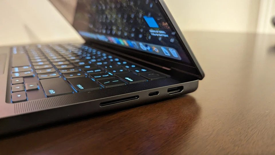 Phai lam gi neu may tinh xach tay cua ban duoc cam nhung khong sac 04