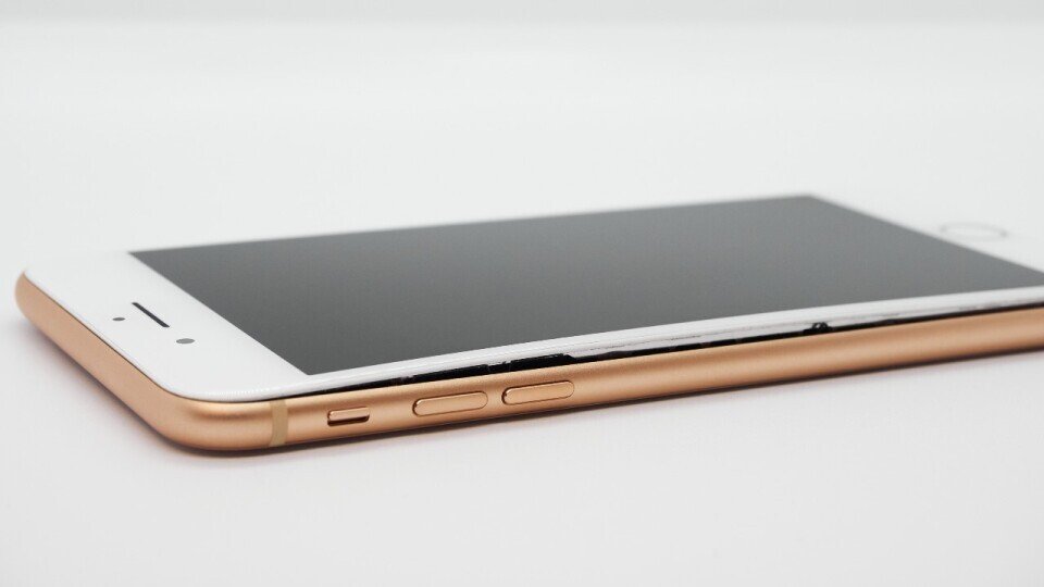 Pin máy tính xách tay của tôi bị phồng! Giờ phải làm sao? 10 Pin may tinh xach tay cua toi bi phong Gio phai lam sao 04