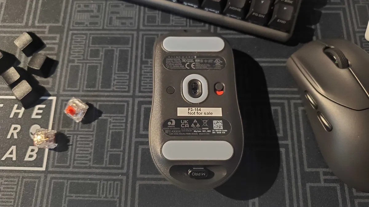 Bàn phím và chuột không dây Alienware Pro: Một bản đại tu gần như hoàn chỉnh để tốt hơn 18 Ban phim va chuot khong day Alienware Pro 07