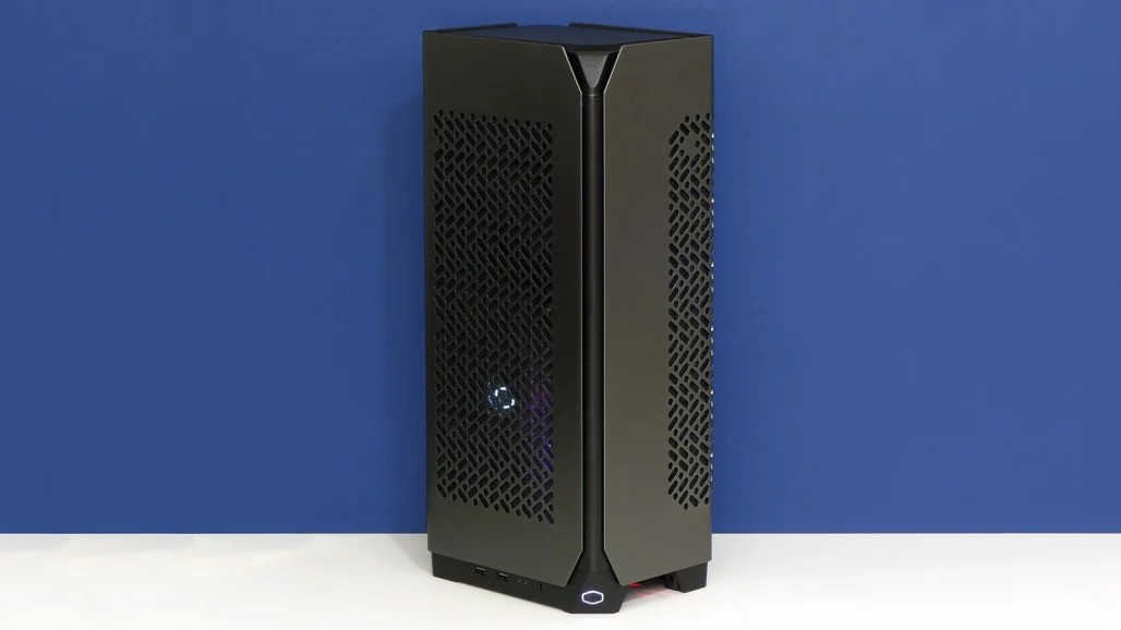 Cooler Master NCore 100 Max 01