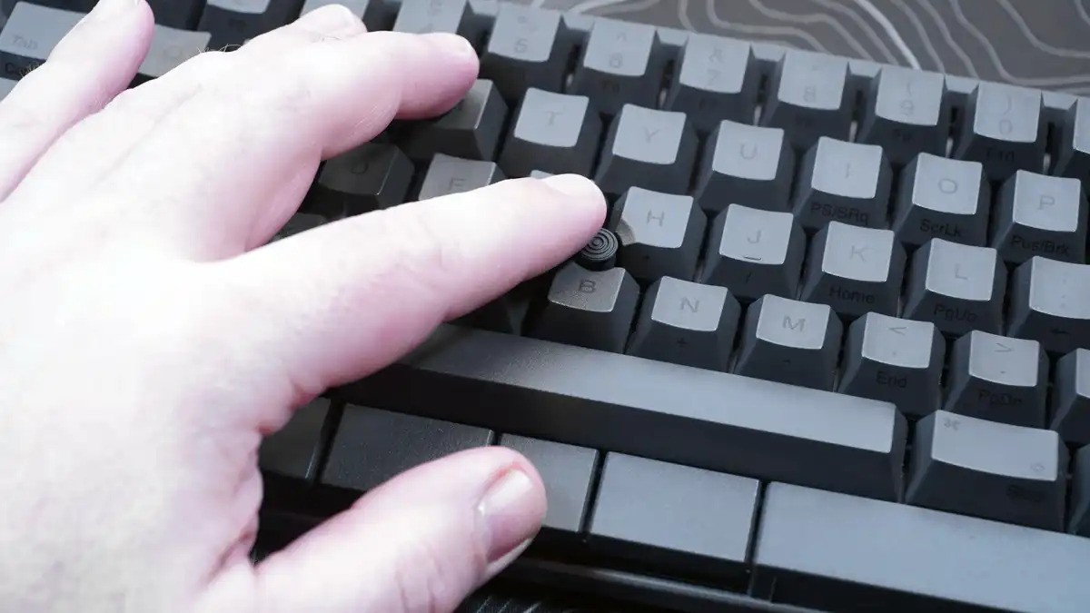 Đánh giá HHKB Studio: Bàn phím này là định nghĩa của ‘ngách’ 15 HHKB Studio 04