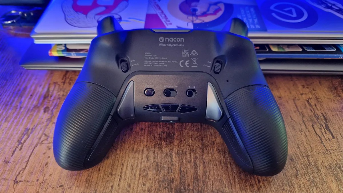 Đánh giá Nacon Revolution 5 Pro: "Người kế thừa xứng đáng cho thiết bị chơi game tay cầm tốt nhất từng được tạo ra" 5 Nacon Revolution 5 Pro 04