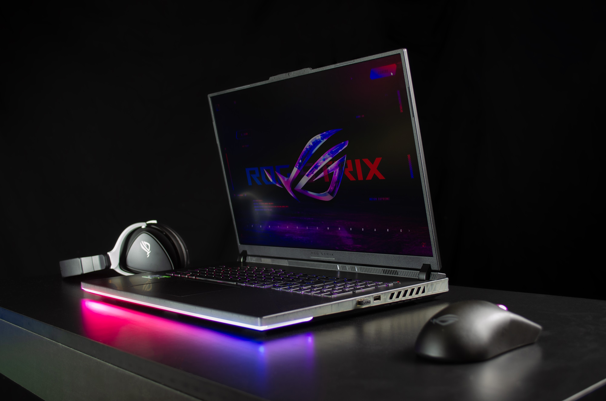 HÌNH ẢNH TUYỆT VỜI ĐÁP ỨNG HIỆU SUẤT TUYỆT VỜI TRÊN LAPTOP ROG STRIX 2024 16 ROG STRIX 2024 02