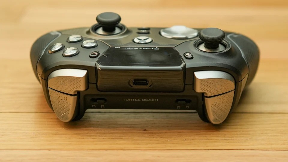 Turtle Beach Stealth Ultra 06