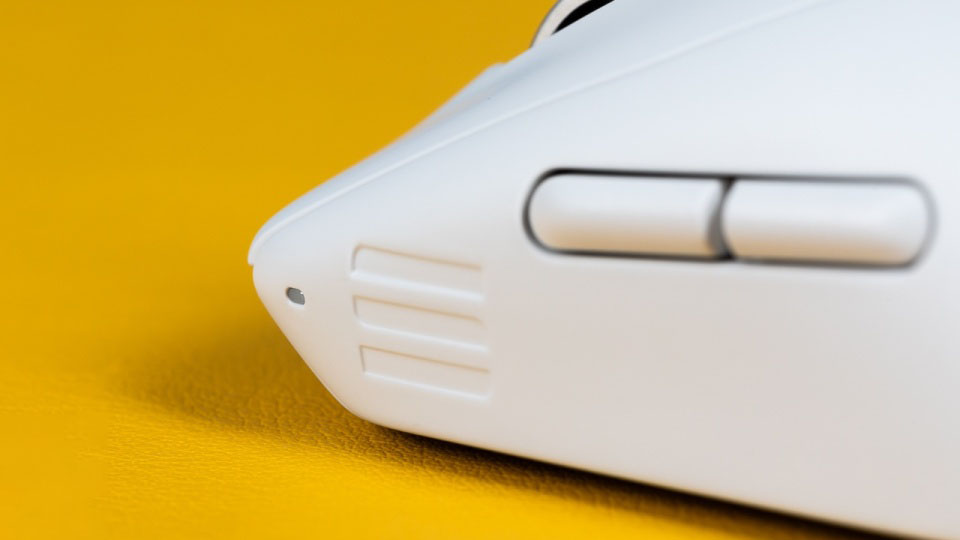 Alienware Pro Wireless Gaming Mouse 03