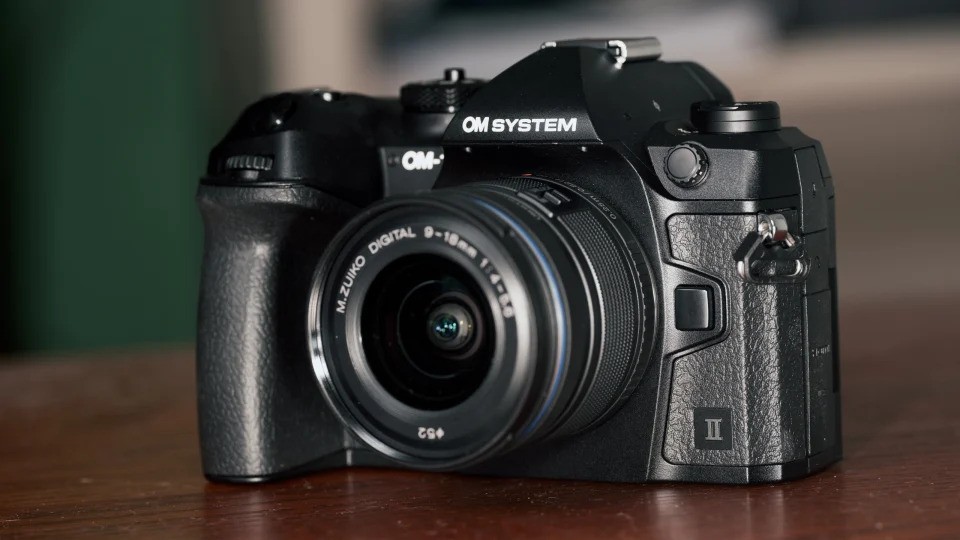 Cach su dung may anh ky thuat so cua ban lam​ 02