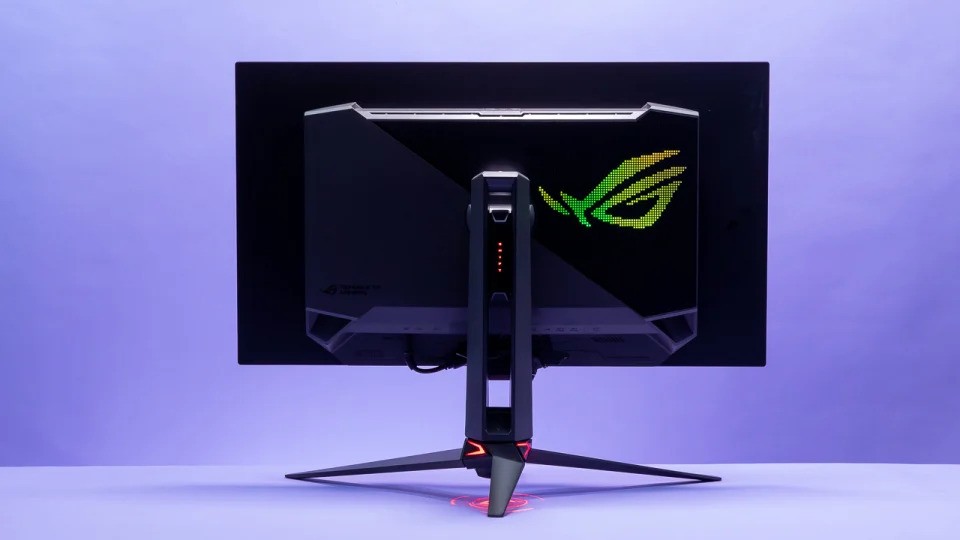 Asus ROG Swift OLED PG32UCDM 04