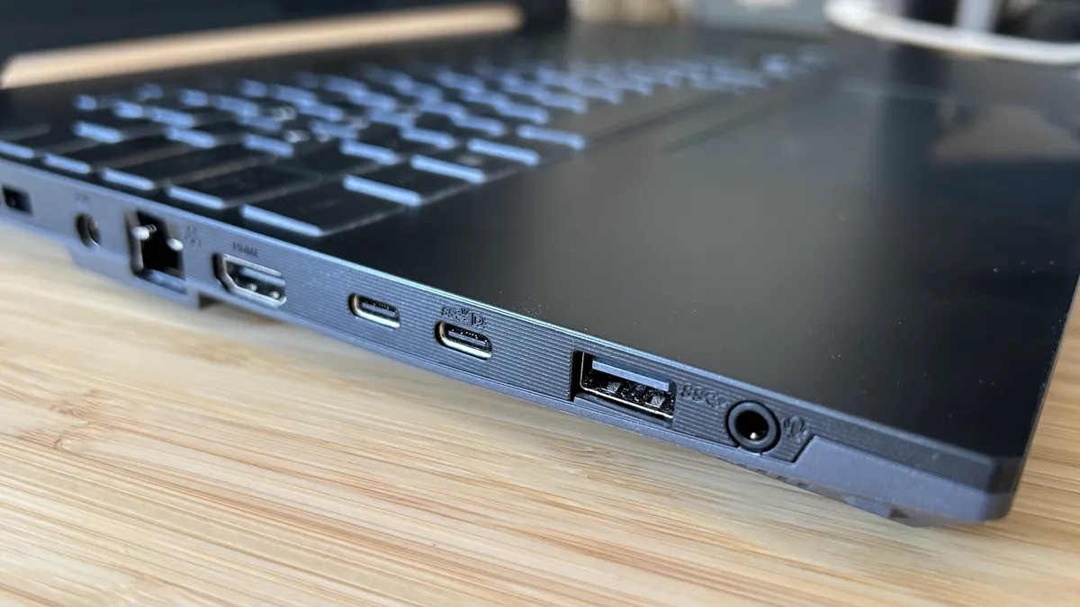 Asus TUF A15 2023 07