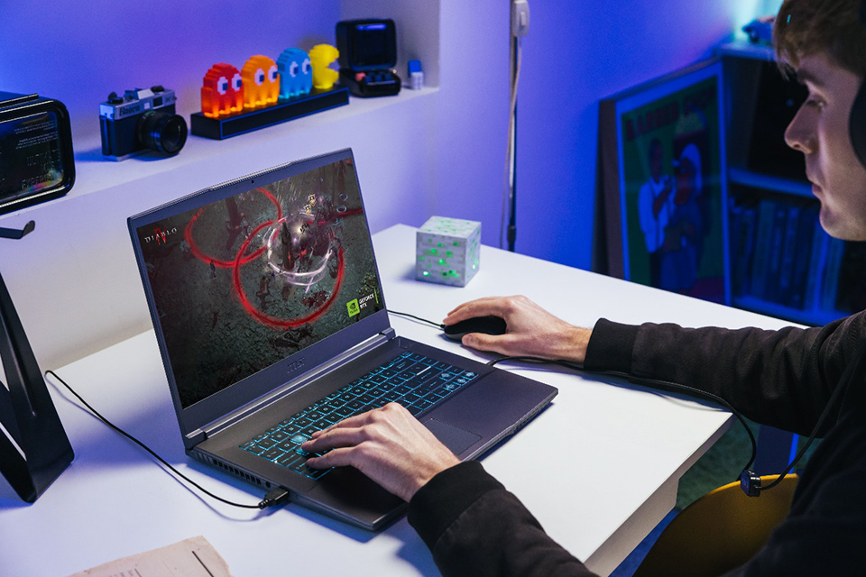 MSI Thin 15 – Tat ca trong mot 05