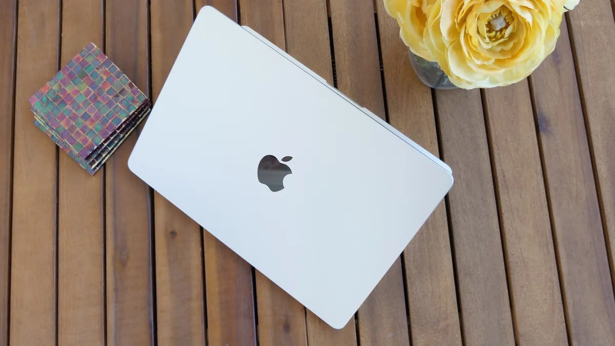 Đánh giá thực tế MacBook Air 13 inch (M3): Tìm kiếm sự hoàn hảo trong tính di động 19 MacBook Air 13 inch M3 09