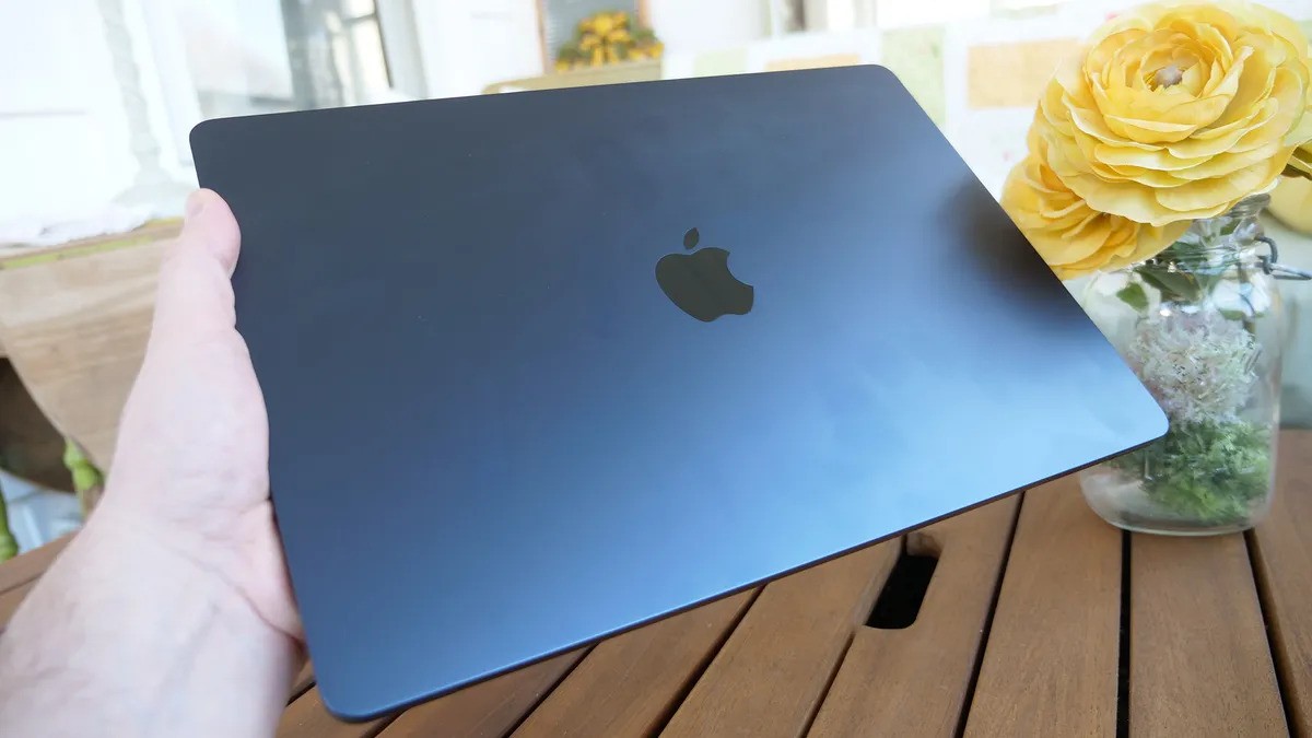 MacBook Air 15 inch M3 02
