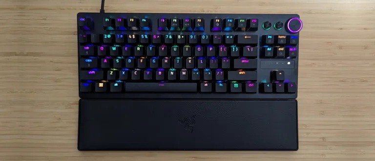Razer Huntsman V3 Pro TKL 01