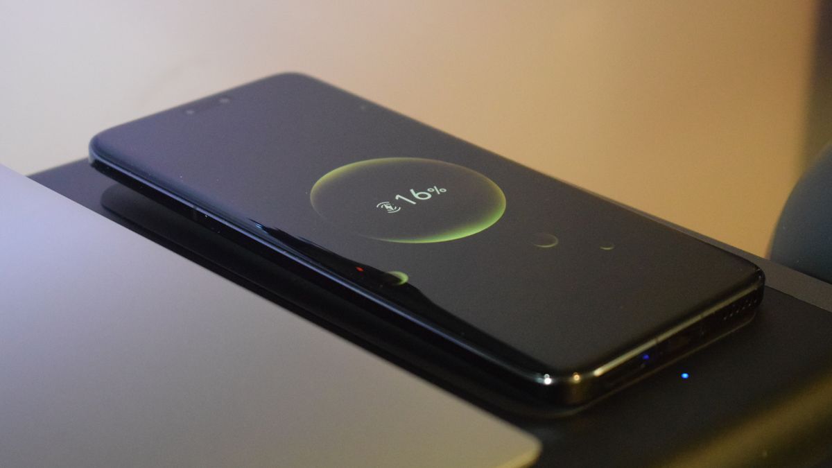 Anker 675 USB C Docking Station 06