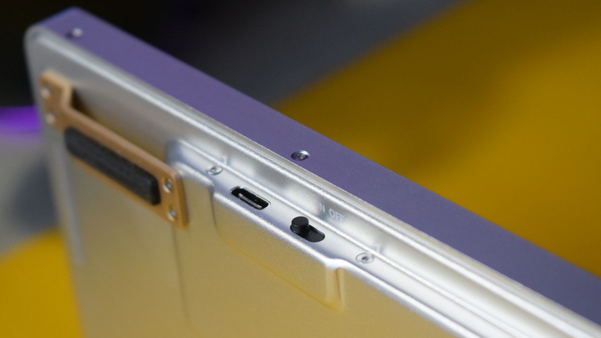 Danh gia ban phim co Lofree Flow Low key an tuong 06