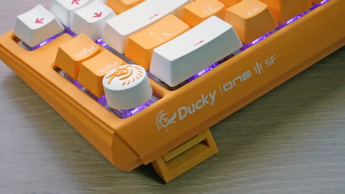 Ducky One III SF keyboard 08