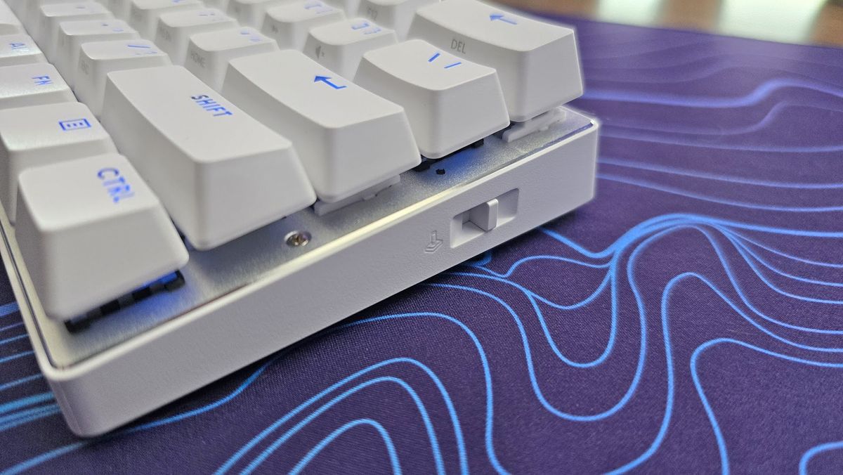 Logitech G Pro X 60 Lightspeed 11