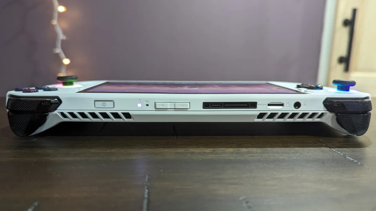 Asus ROG Ally so với Asus ROG Ally X: Sự khác biệt là gì? 2 Asus ROG Ally so voi Asus ROG Ally X 02