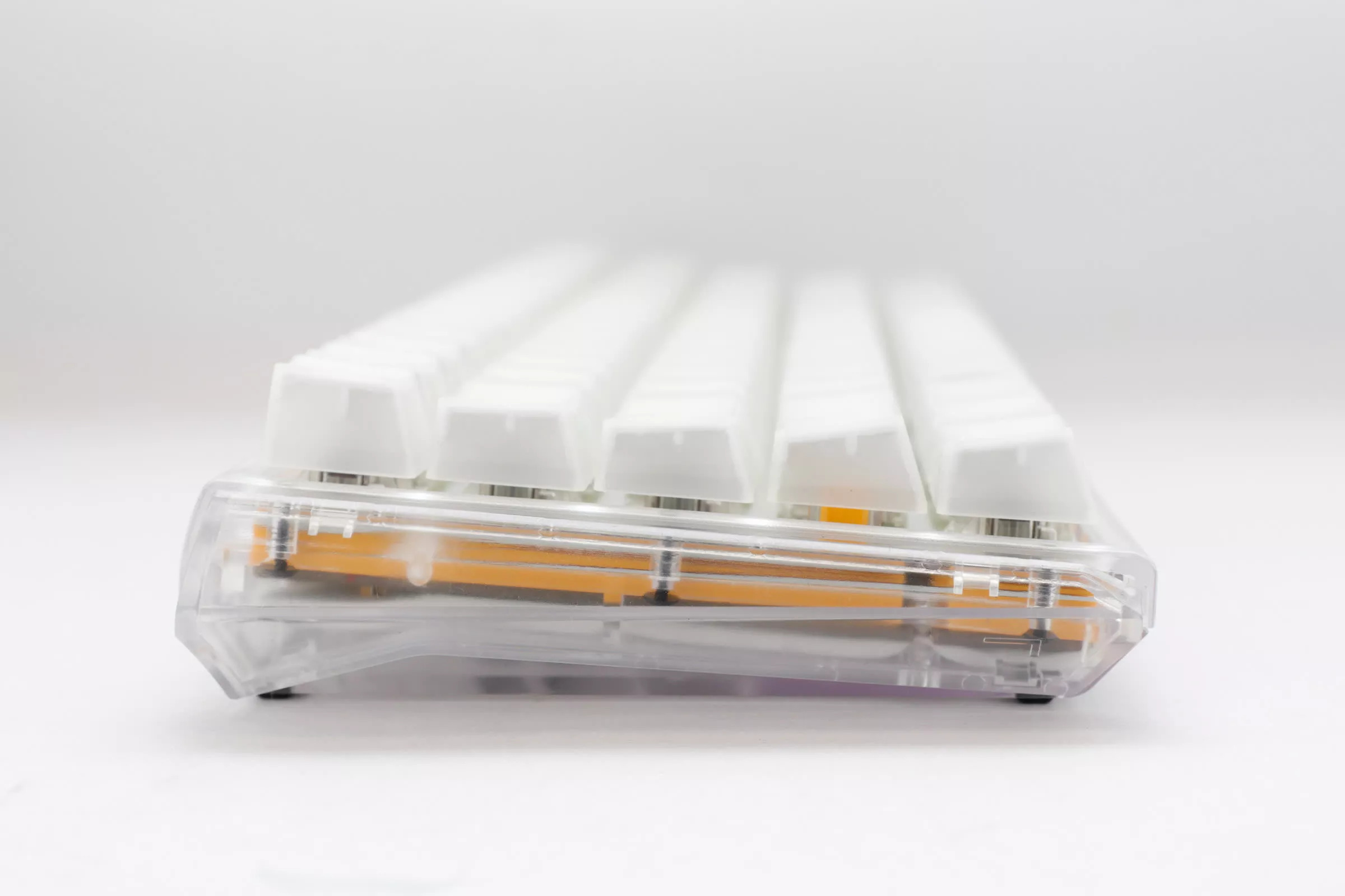 Ban Phim Ducky One 3 SF Aura 04