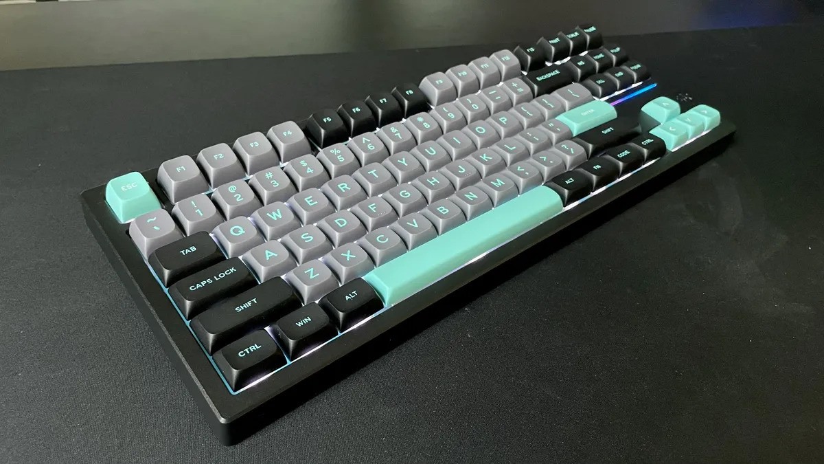 Epomaker x Feker Galaxy 80 keyboard 07