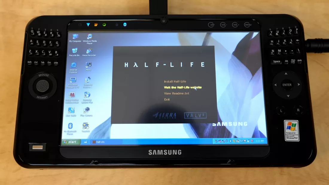 Lich su cua may tinh choi game cam tay 02