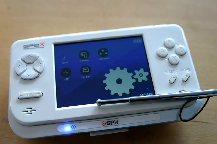 Lich su cua may tinh choi game cam tay 08