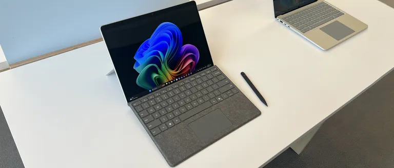 Trên tay: Microsoft Surface Pro: lần đầu tiên mang đến cho iPad Pro một thử thách nghiêm túc 2 Microsoft Surface Pro 01