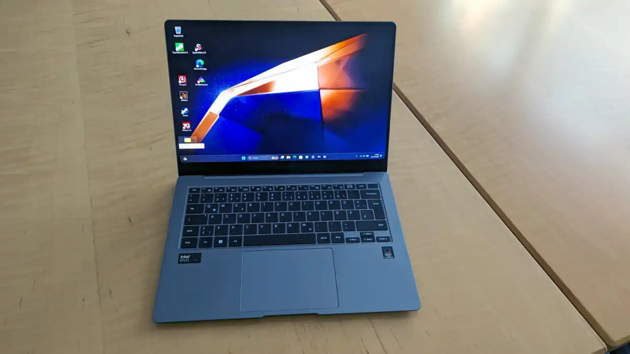 Samsung Galaxy Book4 Pro 14 01